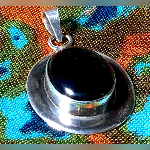 Large Onyx Pendant Stamped ATI MEXICO Vintage Mexican Silver | All Seeing Eye - Picture 7 of 16